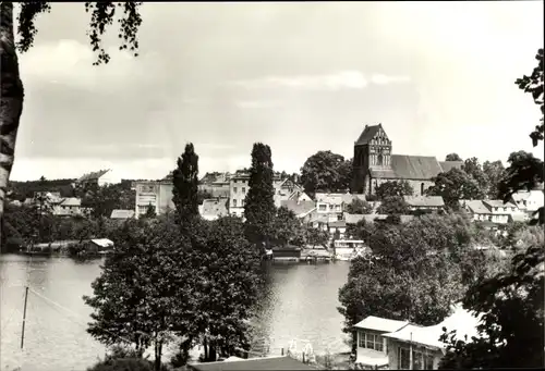 Ak Lychen im Kreis Uckermark, Am Stadtsee, Kirche, Ort