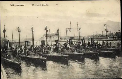 Ak Wilhelmshaven in Niedersachsen, Minensuch Division, Kriegsschiffe