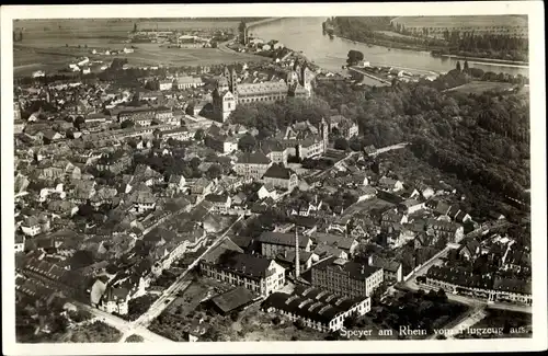 Ak Speyer am Oberrhein Rheinland Pfalz, Blick auf den Ort, Fliegeraufnahme