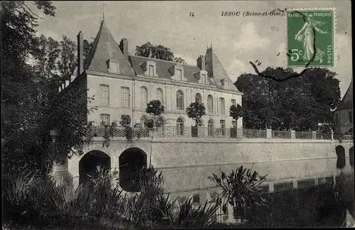 Ak Issou Yvelines, Château