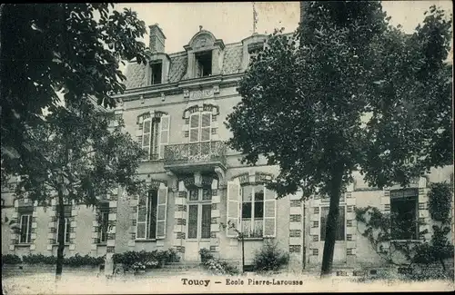 Ak Toucy Yonne, Ecole Pierre Larousse