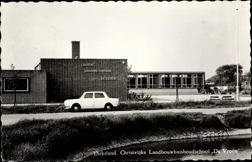 Ak Dirksland Südholland, Christelijke Landbouwhuishoudschool De Croon, Auto