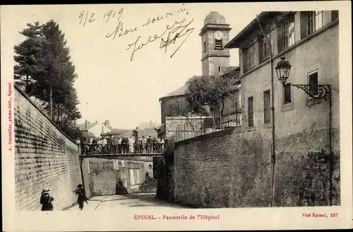 Ak Épinal Lothringen Vosges, Passerelle de l'Hopital