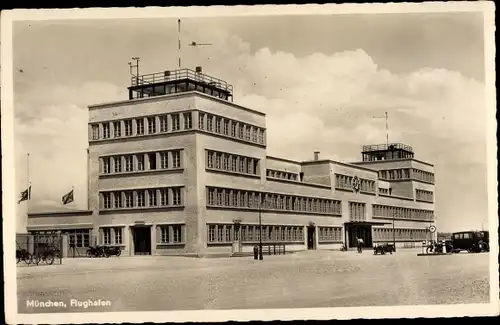 Ak München Bayern, Flughafen