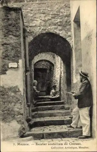 Ak Meudon Hauts de Seine, Escalier souterrain du Chateau, Peintre