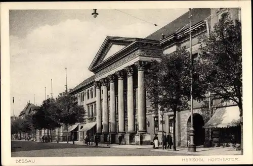 Ak Dessau in Sachsen Anhalt, Herzogliches Hoftheater