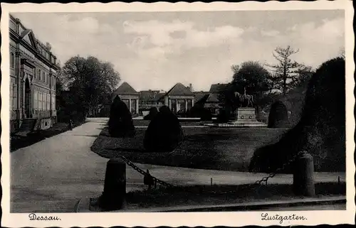 Ak Dessau in Sachsen Anhalt, Lustgarten