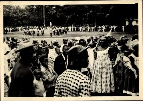 Foto Ak Kindia Guinea, Défilé, Comémoration