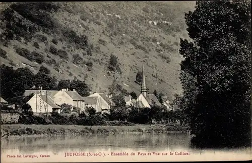 Ak Jeufosse Yvelines, Ensemble et vue sur la colline