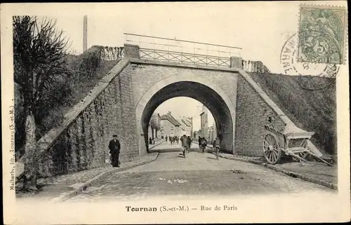 Ak Tournan-en-Brie Seine et Marne, Rue de Paris