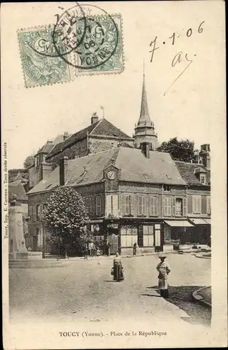 Ak Toucy Yonne, Place de la Republique