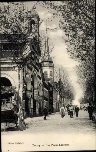 Ak Toucy Yonne, Rue Pierre Larousse