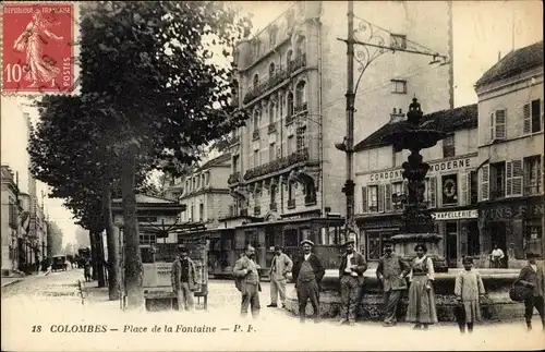 Ak Colombes Hauts de Seine, Place de la Fontaîne