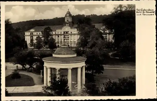 Ak Bad Liebenstein im Wartburgkreis, Hotel der Kaiserhof mit Brunnen