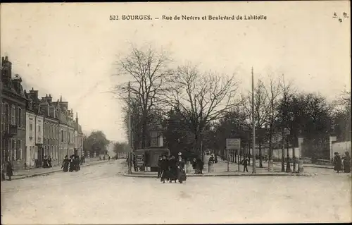 Ak Bourges Cher, Rue de Nevers et Boulevard de Lahitolle