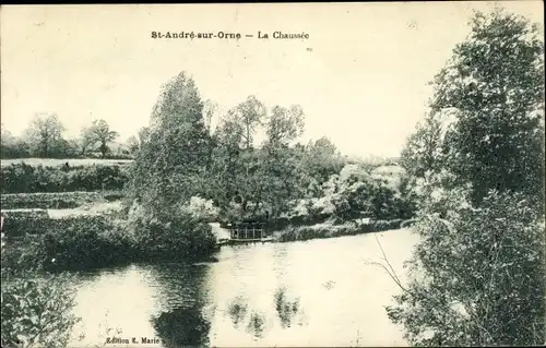 Ak Saint André sur Orne Calvados, La Chaussée