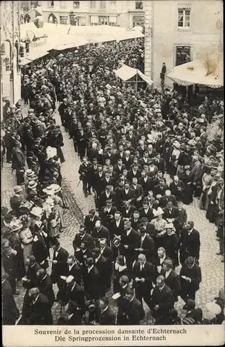 Ak Echternach Luxemburg, Die Springprozession, Souvenir de la procession dansante