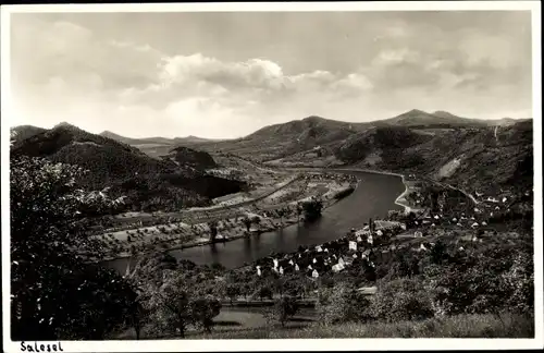 Ak Dolní Zálezly Salesel Elbe Region Aussig, Blick stromaufwärts