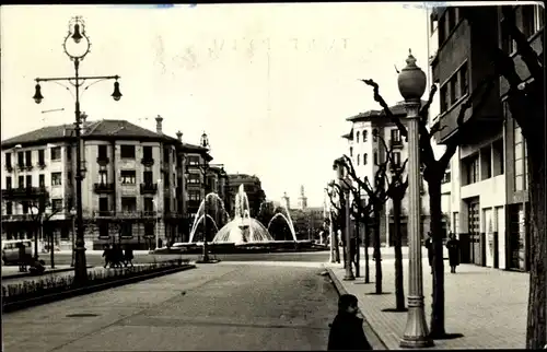 Ak Pamplona Navarra, Plaza General Mola y Avda. Carlos III