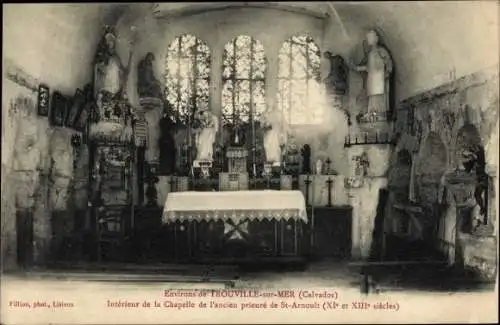 Ak Trouville sur Mer Calvados, Intérieur de la Chapelle de l'ancien prieuré de St. Arnoult