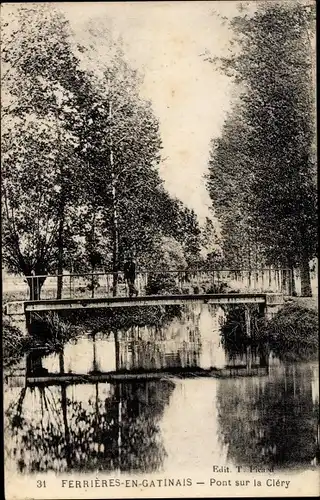 Ak Ferrières en Gâtinais Loiret, Pont sur le Cléry