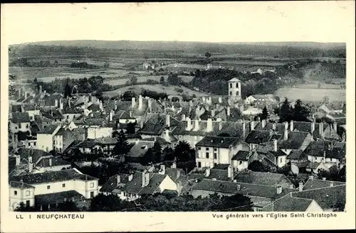 Ak Neufchâteau Vosges, Vue generale vers l´Eglise Saint Christophe