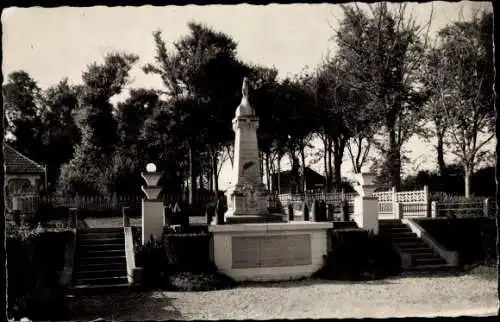 Ak Saint Aubin sur Mer Calvados, Le Monument aux Morts