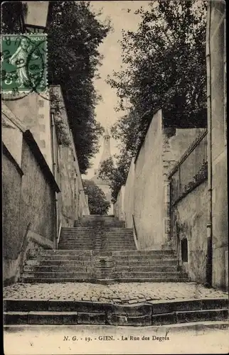 Ak Gien Loiret, Rue des Degrés