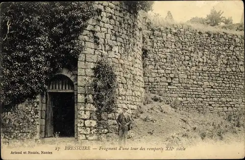 Ak Bressuire Deux Sèvres, Fragments d´une Tour des Remparts du XIIe Siècle