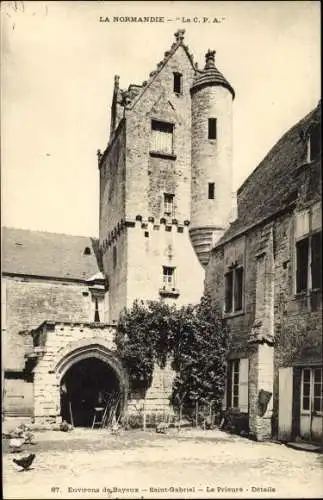 Ak Bayeux Calvados, Saint Gabriel, Le Prieure, Détails