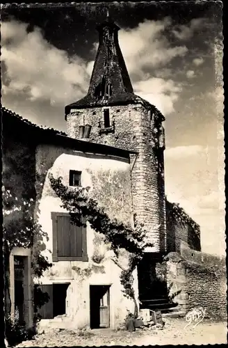 Ak Airvault Deux Sevres, Le Donjon