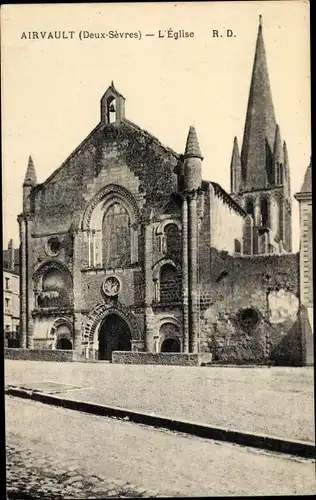 Ak Airvault Deux Sevres, L´Église