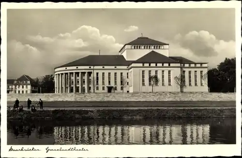 Ak Saarbrücken im Saarland, Grenzlandtheater