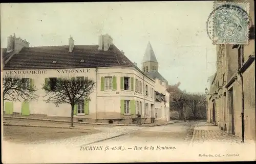 Ak Tournan-en-Brie Seine et Marne, Gendarmerie Nationale, clôcher