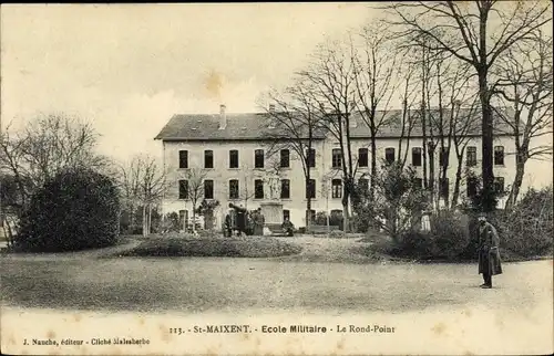 Ak Saint Maixent Deux Sevres, Ecole Militaire, Le Rond Point