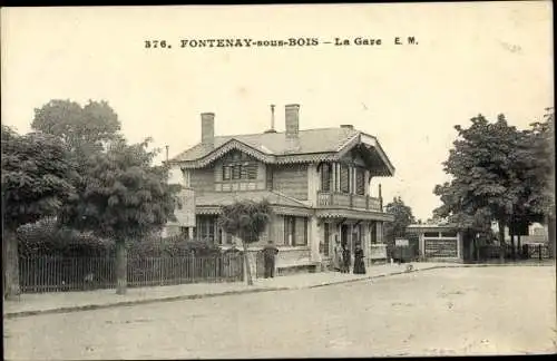 Ak Fontenay sous Bois Val de Marne, La Gare