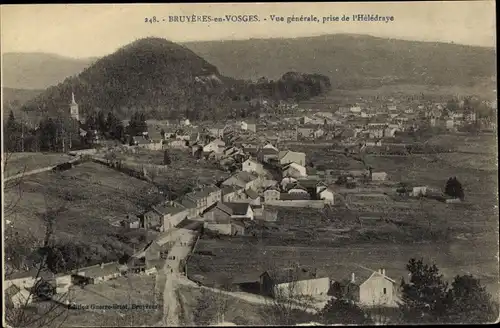 Ak Bruyères Vosges, Vue generale, prise de l´Heledraye