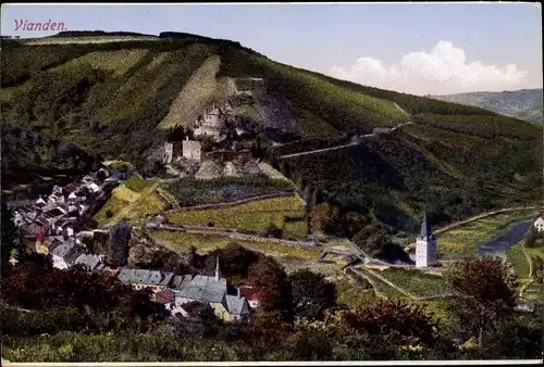 Ak Vianden Luxemburg, Panorama vom Ort