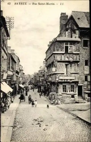 Ak Bayeux Calvados, Vieille Maison Rue Saint Martin