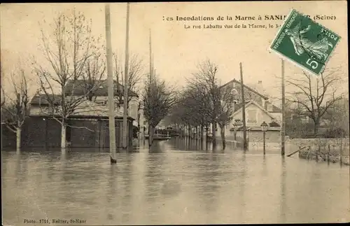 Ak Saint Maur Val de Marne, Inondation de la Marne, La rue Labattu vue de la Marne