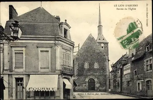 Ak Le Lion d'Angers Maine et Loire, Entree de l'Eglise