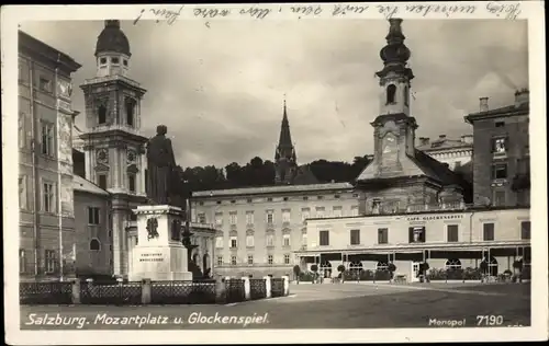 Ak Salzburg in Österreich, Mozartplatz, Glockenspiel, Denkmal