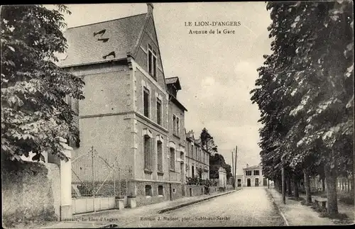 Ak Le Lion d'Angers Maine et Loire, Avenue de la Gare