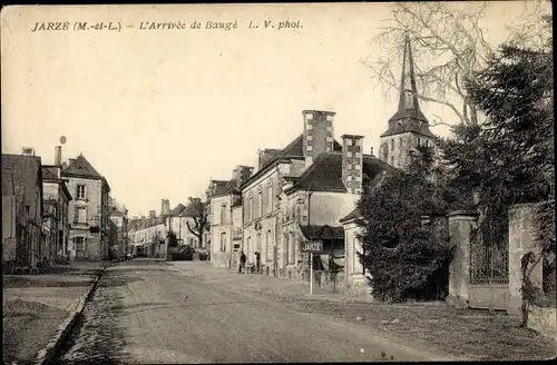 Ak Jarzé Maine et Loire, L'Arrivee de Bauge