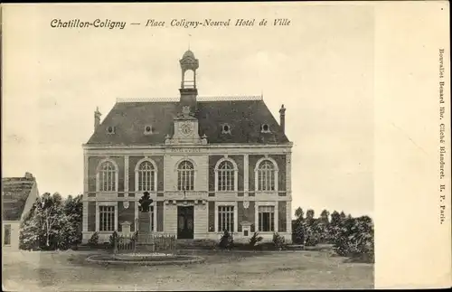 Ak Chantillon Coligny Loiret, Place Coligny Nouvel, Hotel de Ville