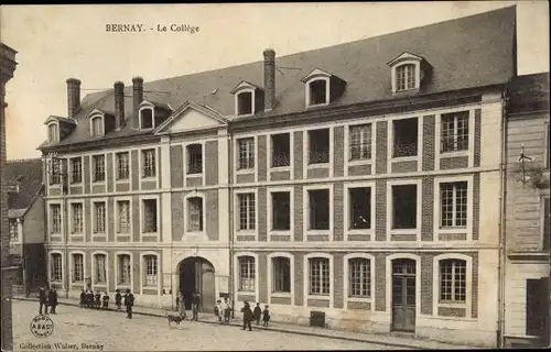 Ak Bernay Eure, Le Collège