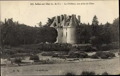 Ak Selles sur Cher Loir et Cher, Château Vue prise du Cher