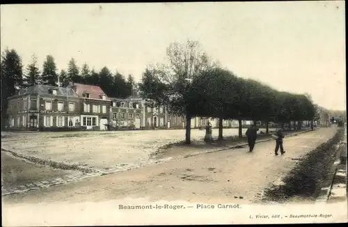 Ak Beaumont le Roger Eure, Place Carnot