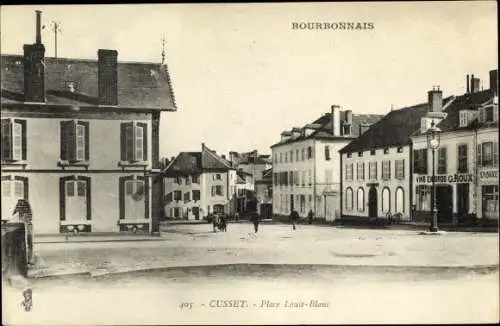 Ak Cusset Allier, Place Louis Blanc