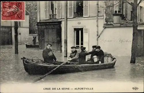 Ak Alfortville Val de Marne, Inondations de 1910, Barque lors d´une évacuation